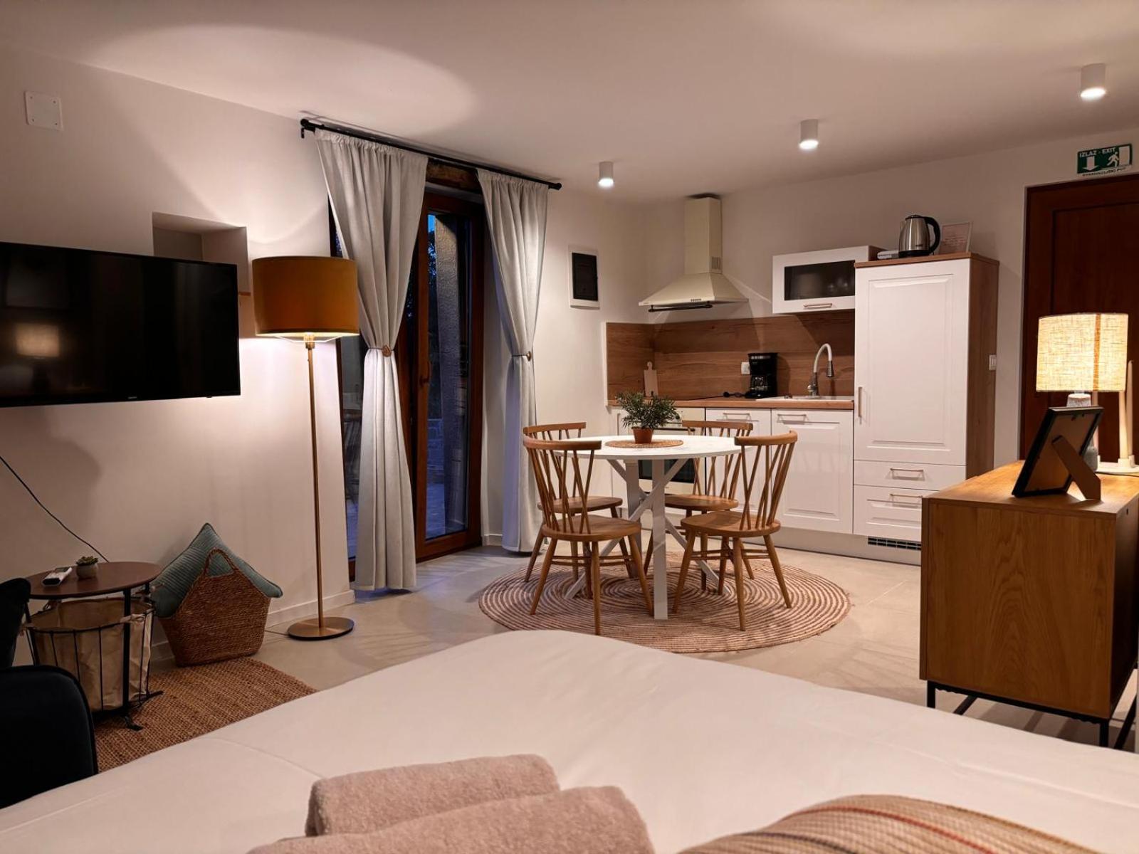 Apartments โกรชน์ยัน ภายนอก รูปภาพ